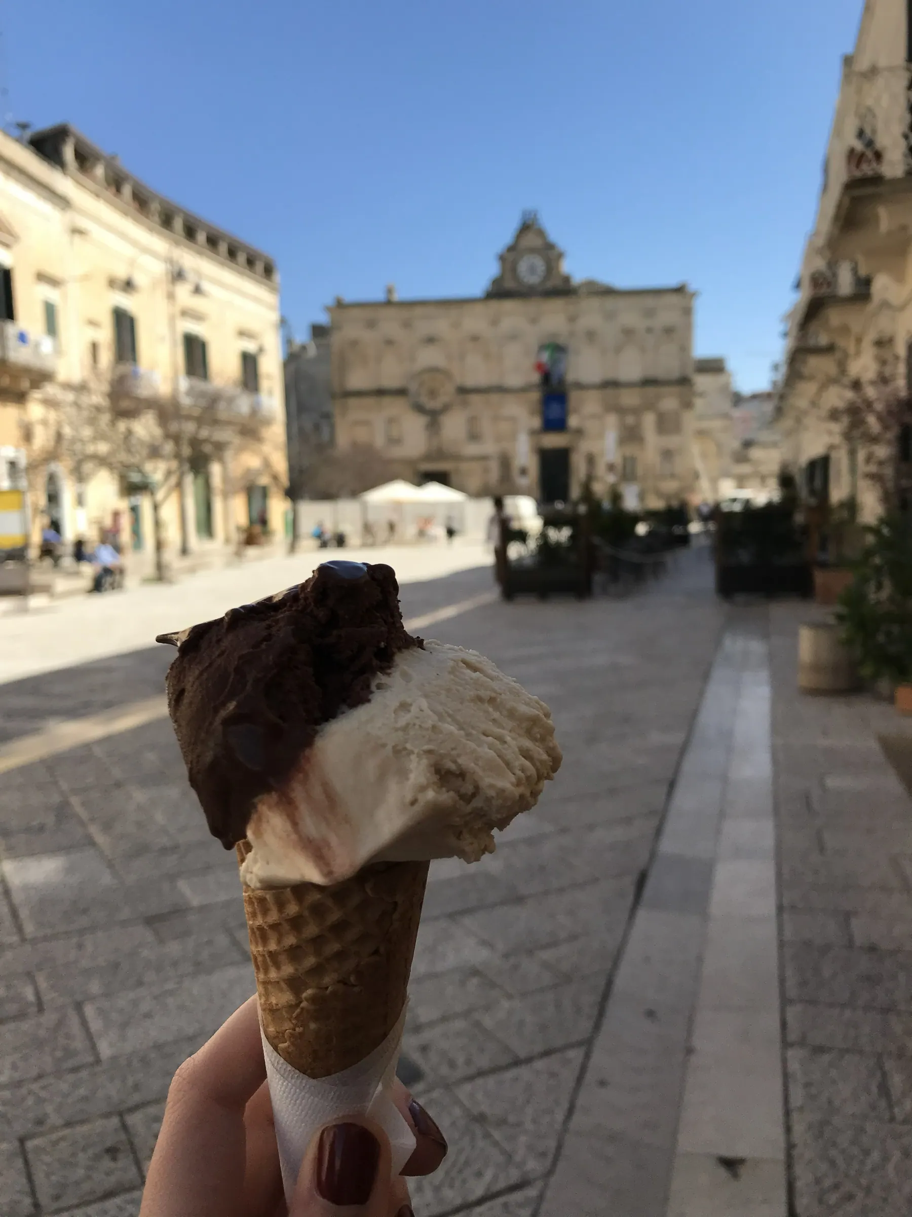 Ice cream beside Matera's cathedral