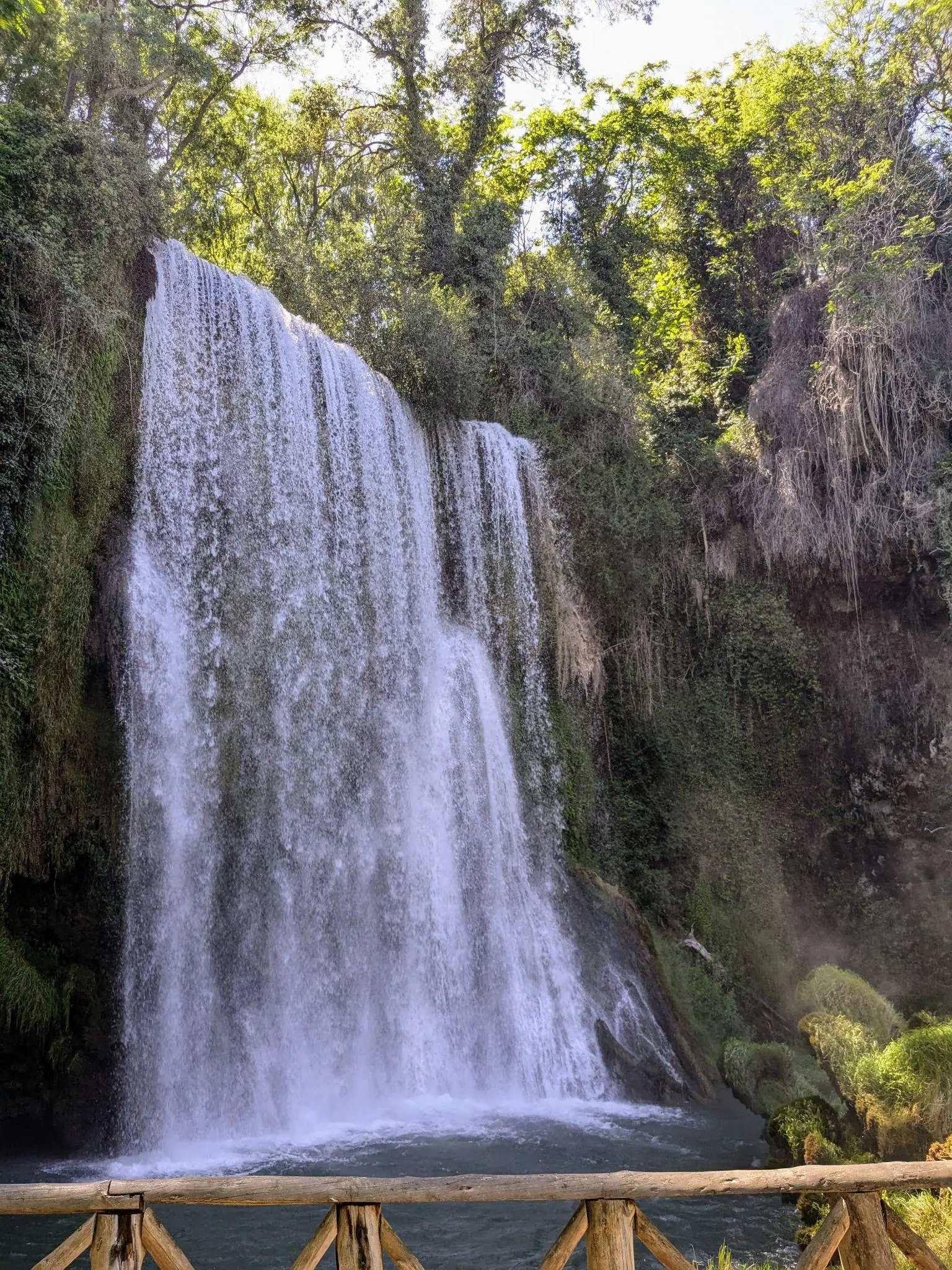 La Caprichosa waterfall dropping into a pool at Monasterio de Piedra